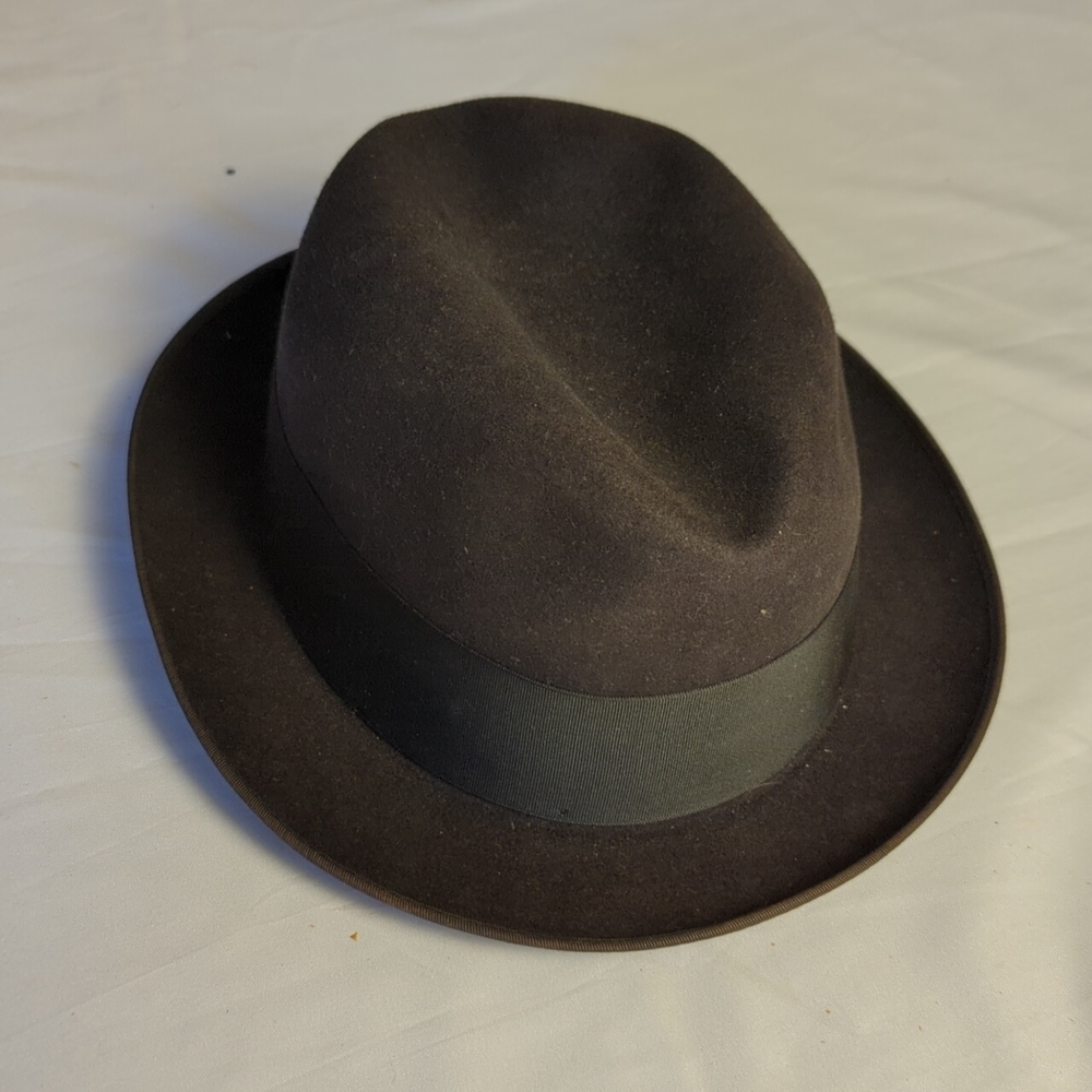 Vintage Hyde Park Fedora, size 7 Dark Brown Fedore